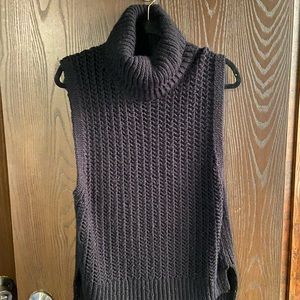 Banana republic Sleeveless turtleneck
